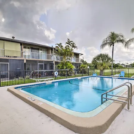 Condo With Pool Access Less Than 4 Miles To Siesta Key Beach